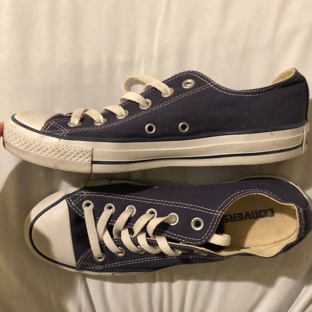 Navy converse